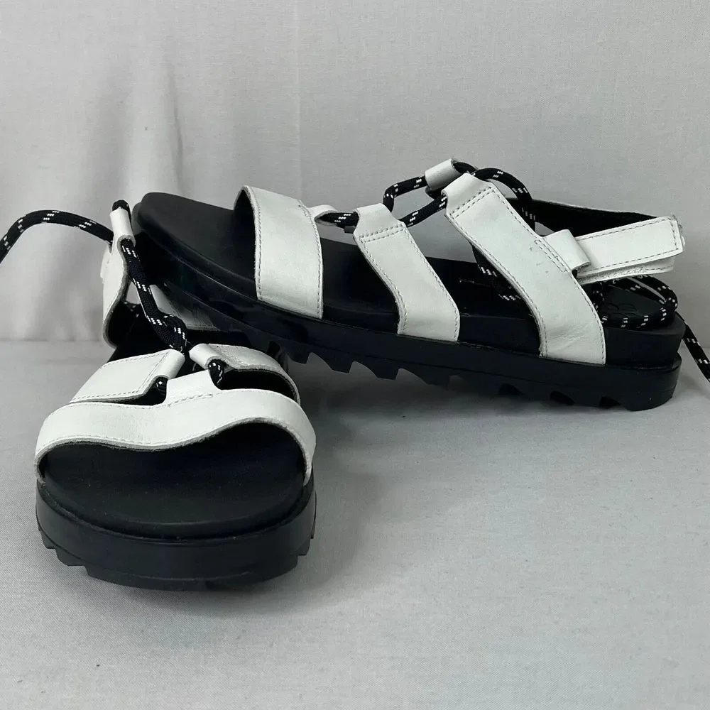 Sorel Hiking Sandals Womens Sz 8.5 White Roaming Leather Lace Up Gladiator Shoes